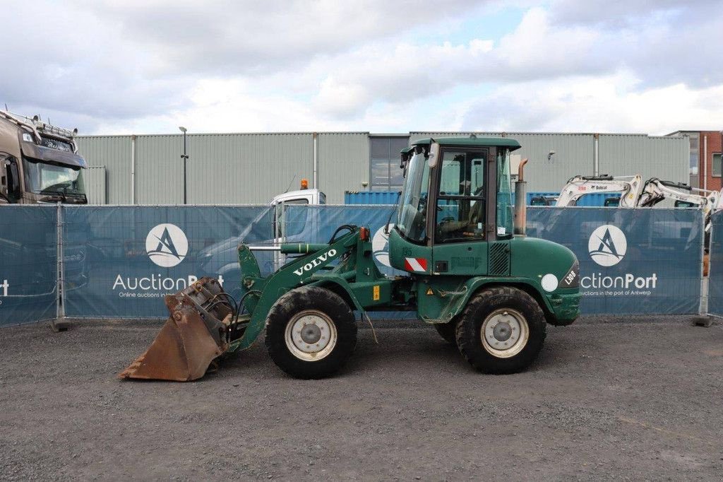 Radlader typu Volvo L30B-Z/X, Gebrauchtmaschine w Antwerpen (Zdjęcie 2)