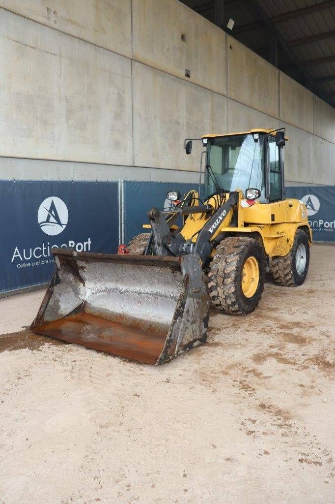 Radlader van het type Volvo L30G Wheel Loader, Gebrauchtmaschine in Antwerpen (Foto 10)