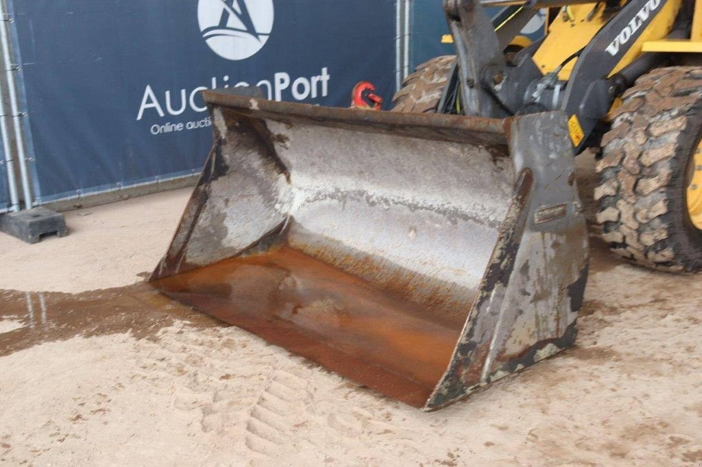 Radlader of the type Volvo L30G Wheel Loader, Gebrauchtmaschine in Antwerpen (Picture 11)