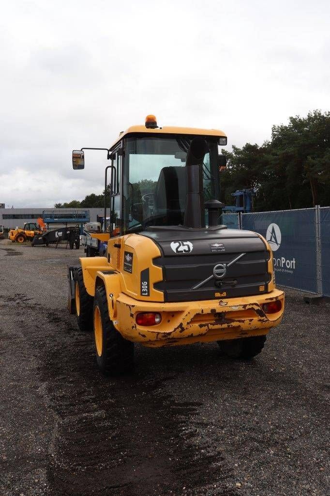 Radlader del tipo Volvo L30G, Gebrauchtmaschine en Antwerpen (Imagen 4)