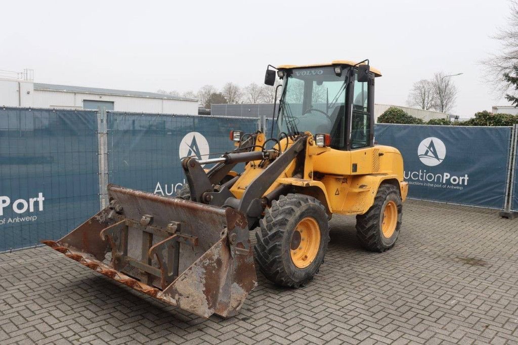 Radlader des Typs Volvo L30G, Gebrauchtmaschine in Antwerpen (Bild 9)