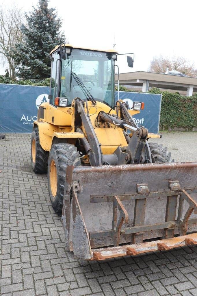 Radlader des Typs Volvo L30G, Gebrauchtmaschine in Antwerpen (Bild 7)