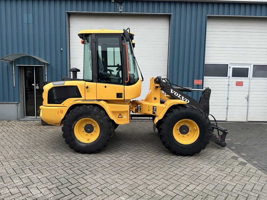 Radlader del tipo Volvo L30HS, Neumaschine en Oirschot (Imagen 2)