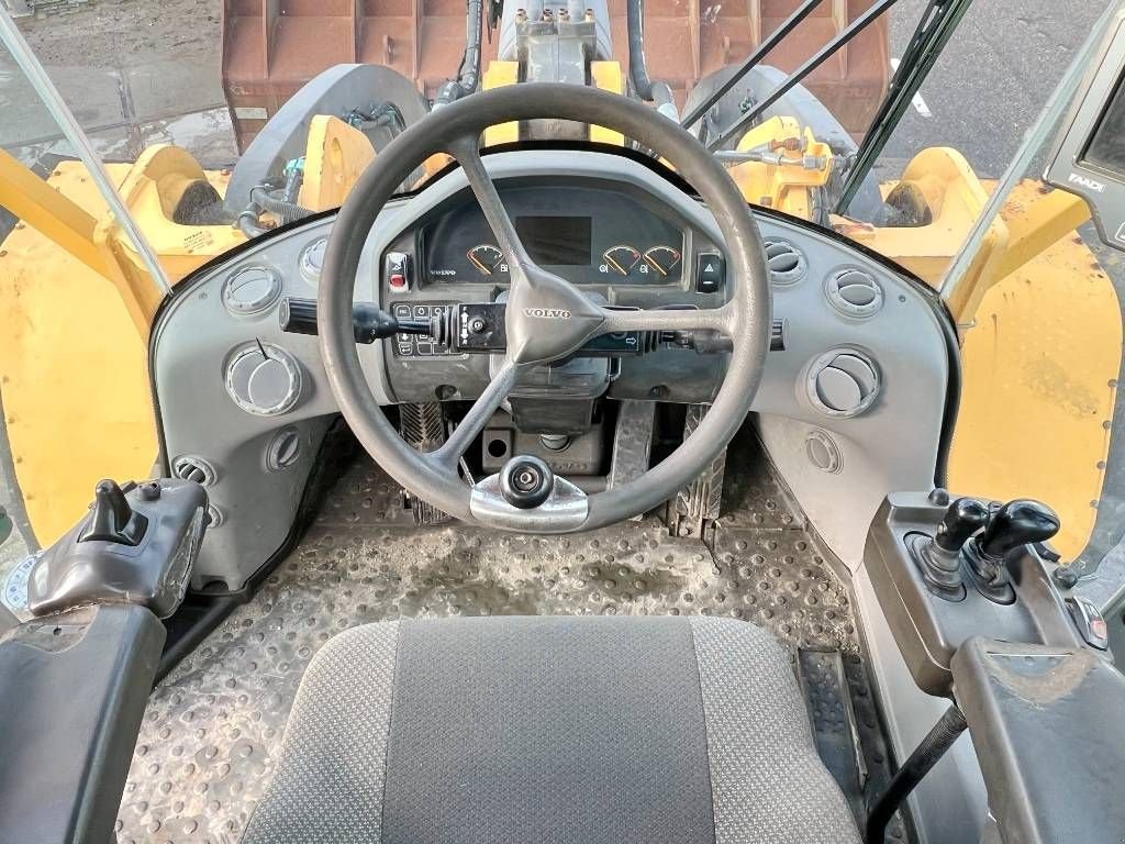 Radlader typu Volvo L350F - Automatic Greasing / CDC Steering, Gebrauchtmaschine v Veldhoven (Obrázok 9)