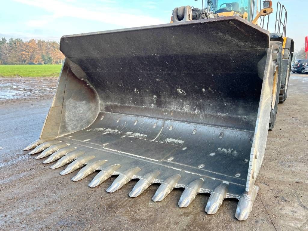 Radlader of the type Volvo L350F - CDC Steering / Weight System / CE, Gebrauchtmaschine in Veldhoven (Picture 10)