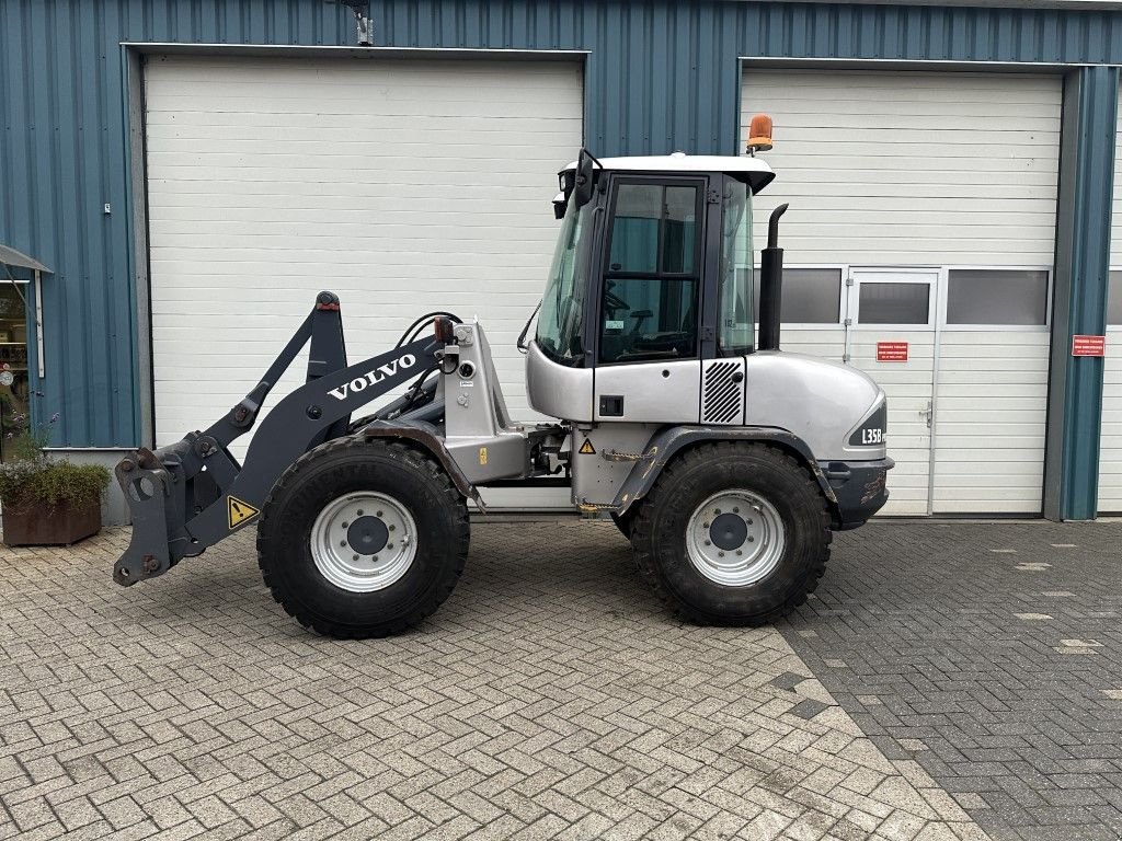 Radlader van het type Volvo L35B TPS, Gebrauchtmaschine in Oirschot (Foto 1)