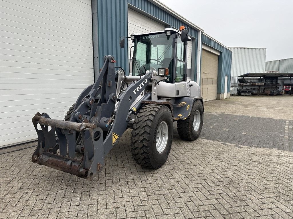 Radlader van het type Volvo L35B TPS, Gebrauchtmaschine in Oirschot (Foto 3)