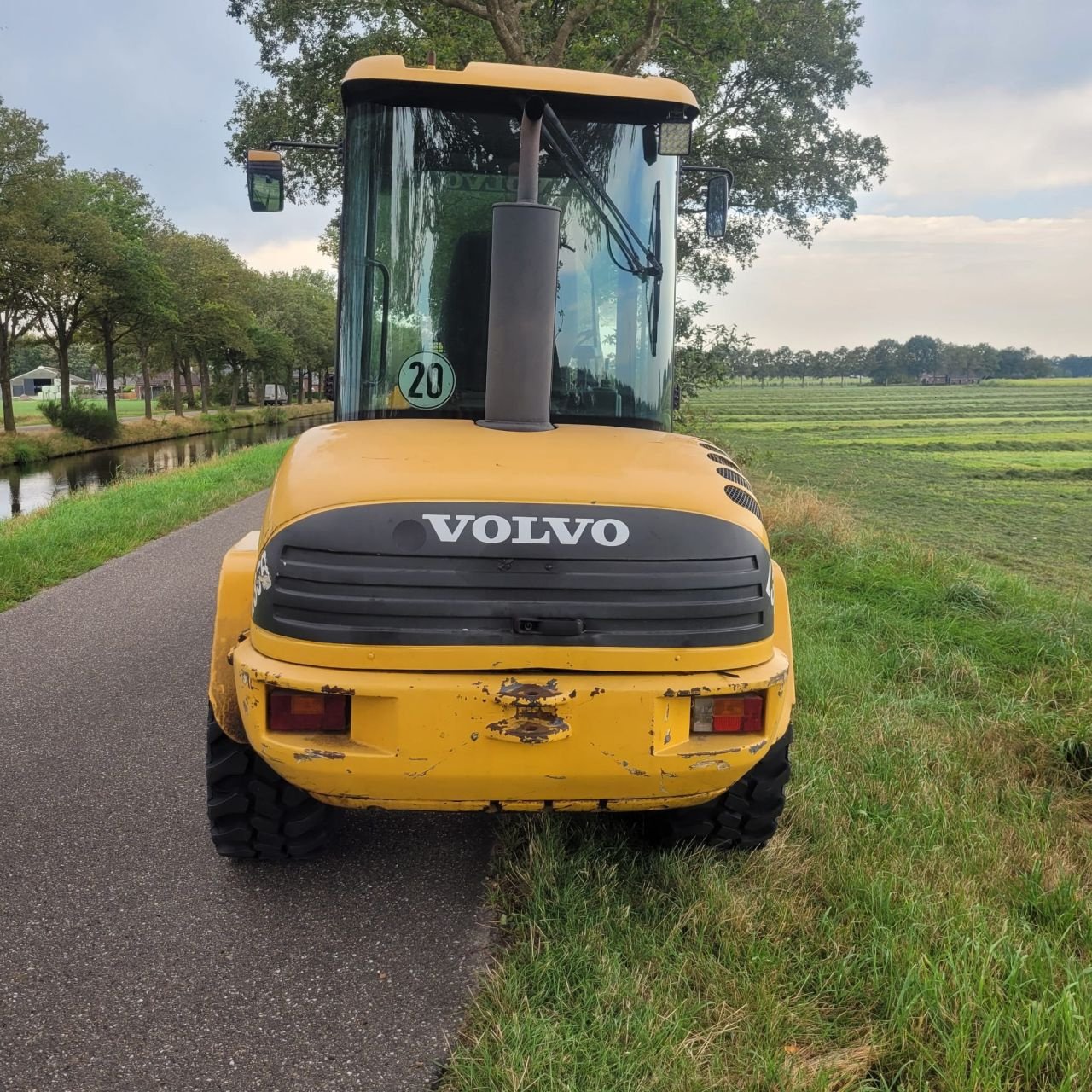 Radlader van het type Volvo L35B, Gebrauchtmaschine in Wijnjewoude (Foto 4)