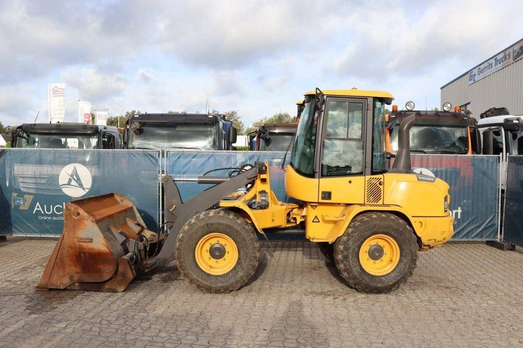 Radlader typu Volvo L35G, Gebrauchtmaschine v Antwerpen (Obrázok 2)