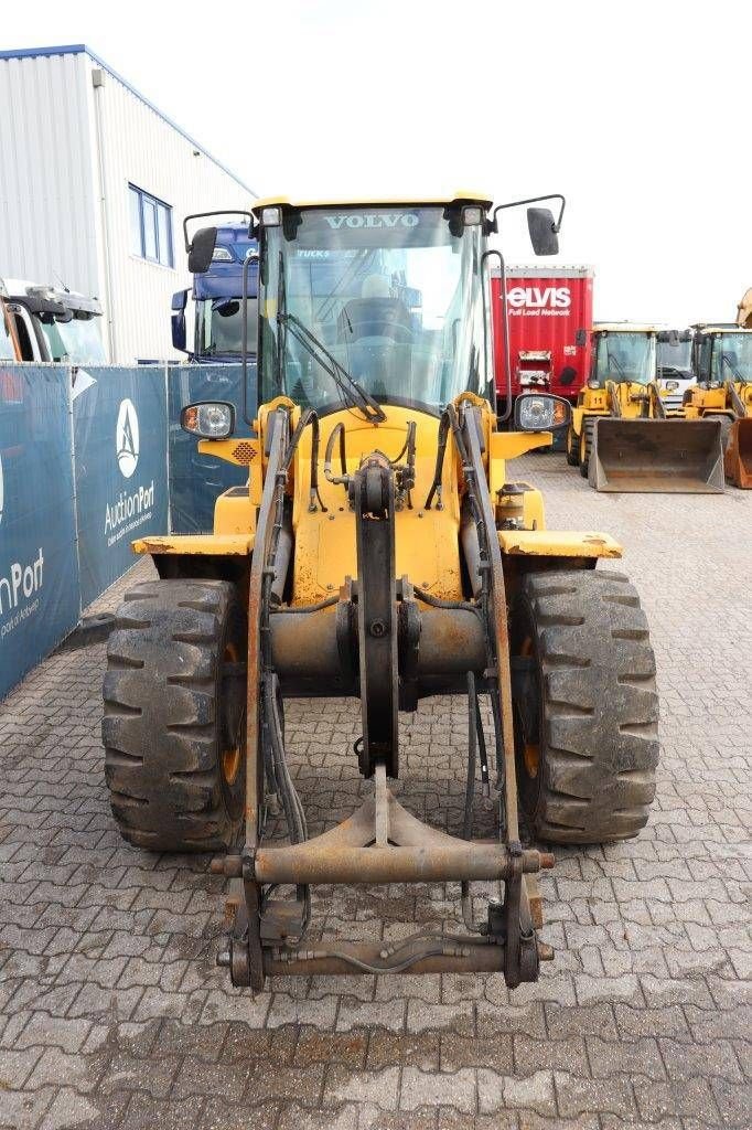 Radlader van het type Volvo L35G, Gebrauchtmaschine in Antwerpen (Foto 8)