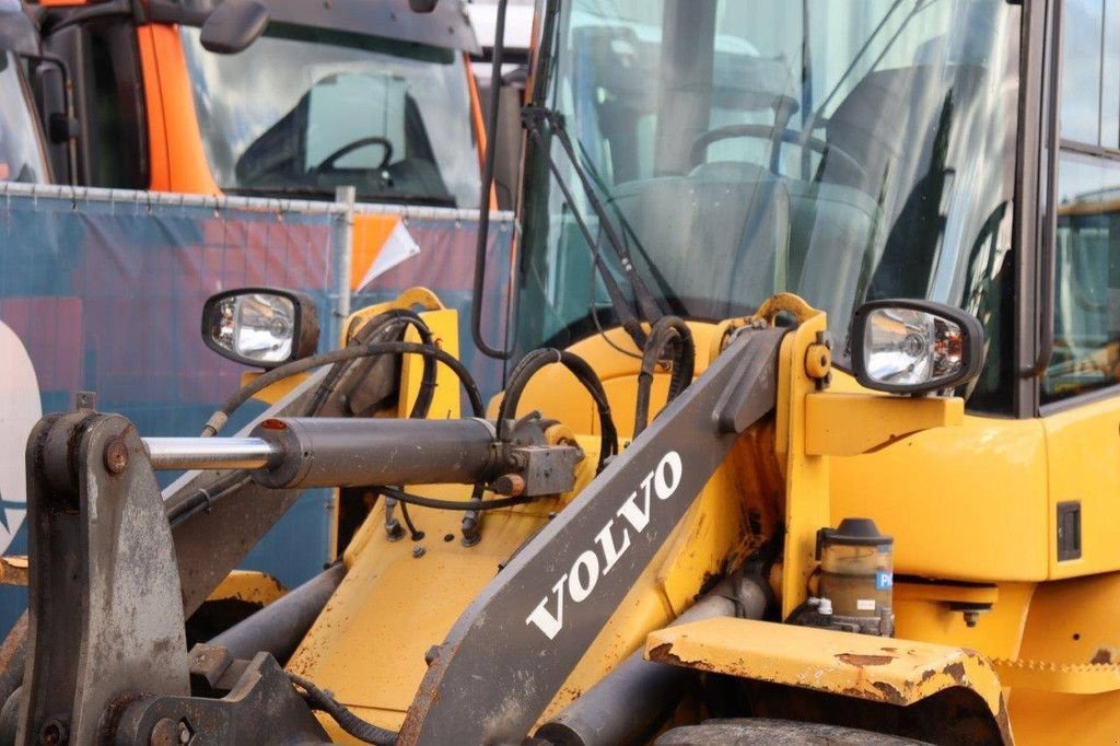 Radlader van het type Volvo L35G, Gebrauchtmaschine in Antwerpen (Foto 11)