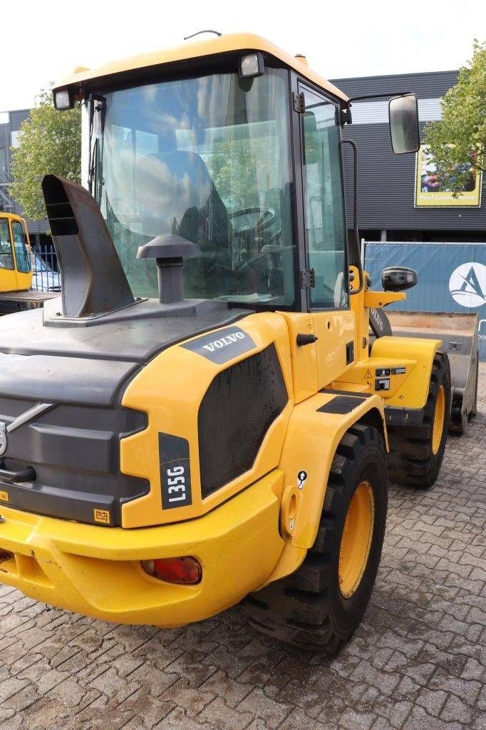 Radlader of the type Volvo L35G, Gebrauchtmaschine in Antwerpen (Picture 5)