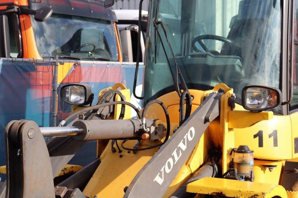 Radlader of the type Volvo L35G, Gebrauchtmaschine in Antwerpen (Picture 11)