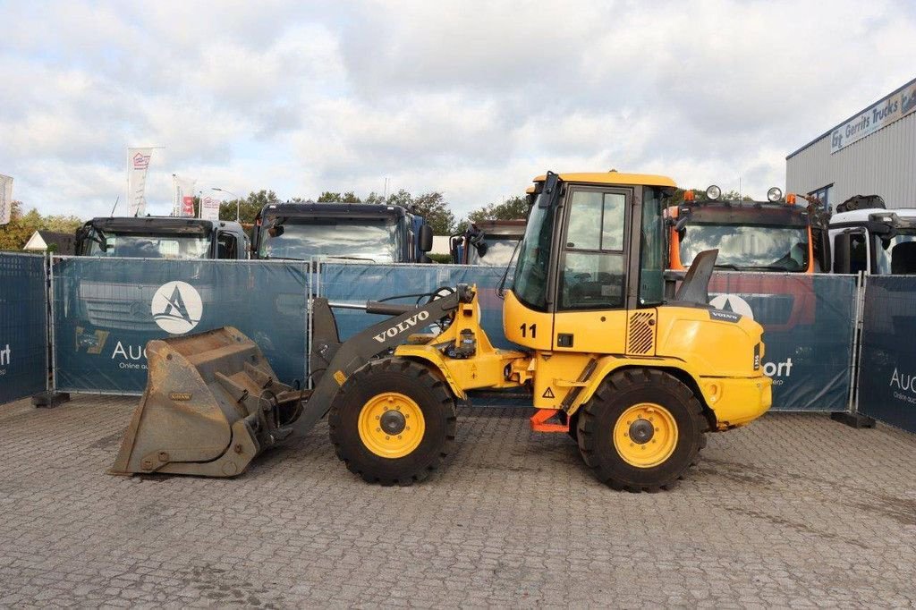 Radlader tip Volvo L35G, Gebrauchtmaschine in Antwerpen (Poză 2)