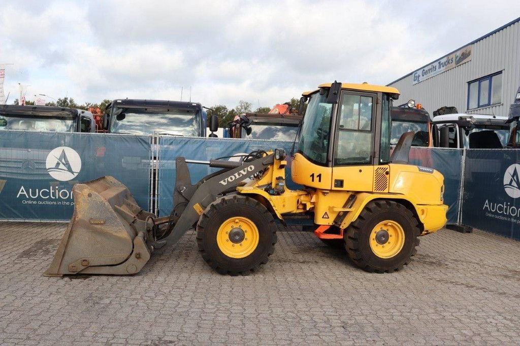 Radlader of the type Volvo L35G, Gebrauchtmaschine in Antwerpen (Picture 1)