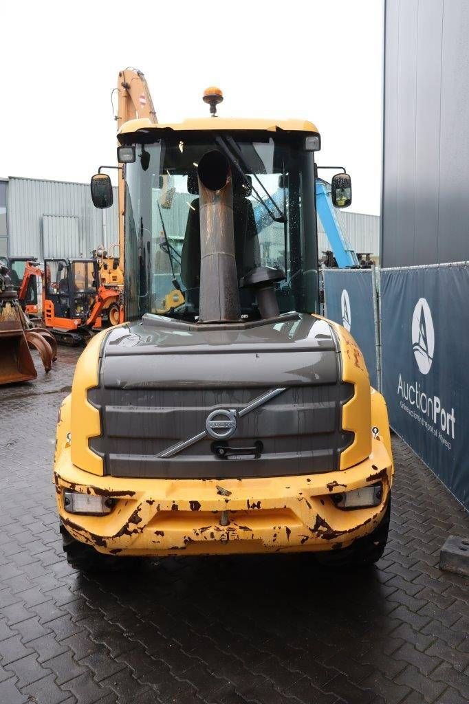 Radlader typu Volvo L35G, Gebrauchtmaschine v Antwerpen (Obrázek 4)