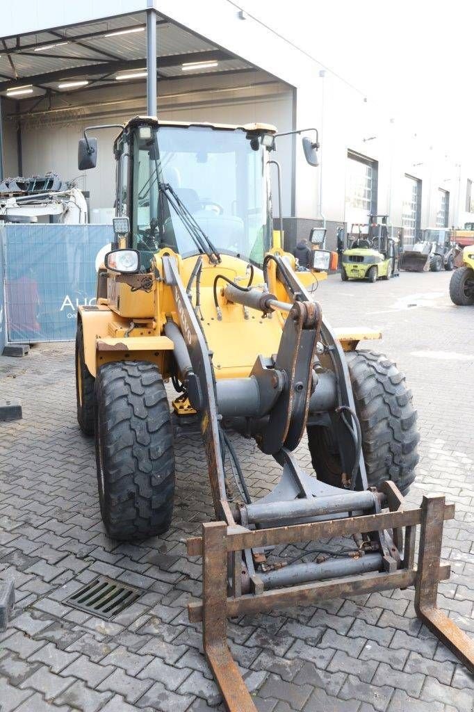 Radlader des Typs Volvo L35G, Gebrauchtmaschine in Antwerpen (Bild 7)