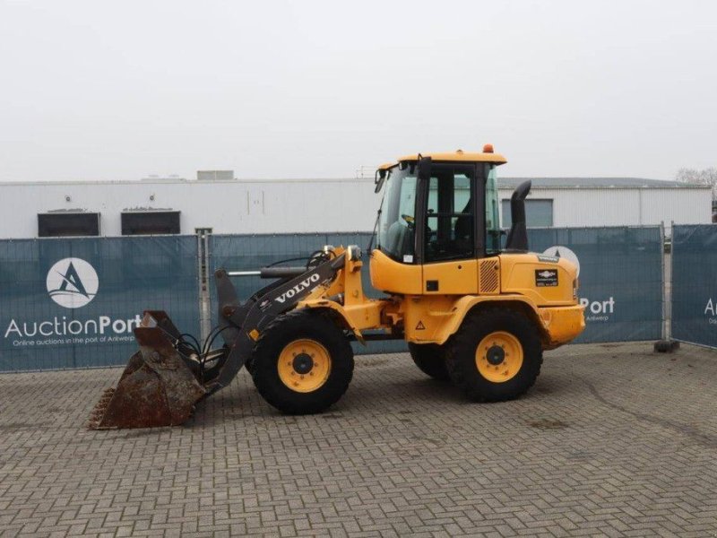 Radlader of the type Volvo L35G, Gebrauchtmaschine in Antwerpen (Picture 1)