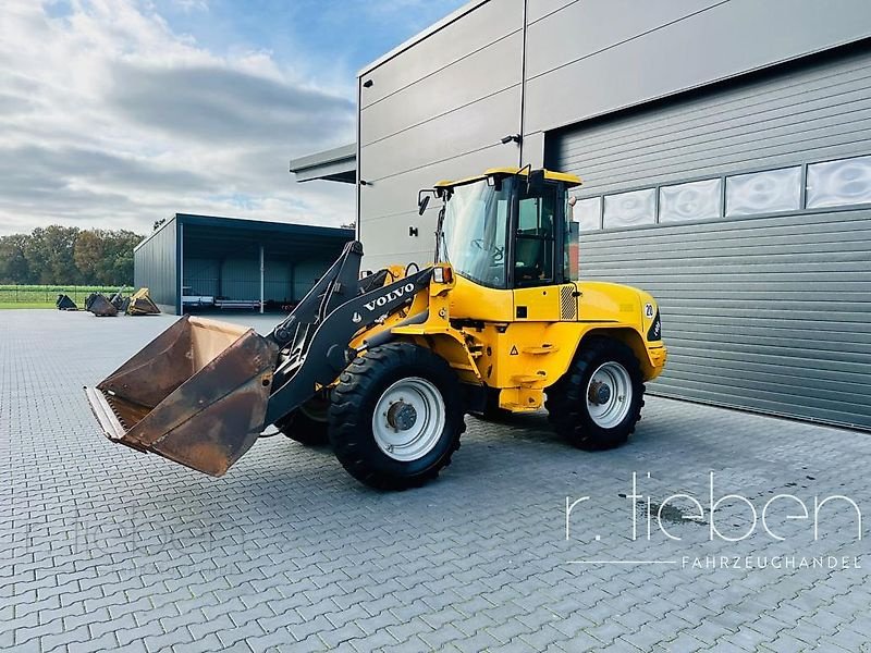 Radlader del tipo Volvo L40B Radlader - NUR 4000 Stunden, Gebrauchtmaschine In Haren (Immagine 9)