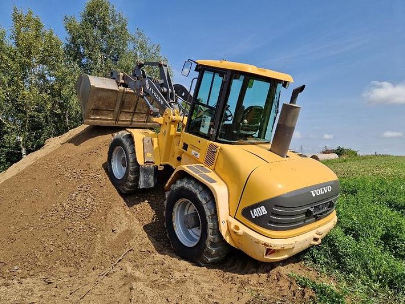 Radlader of the type Volvo L40B Radlader, Gebrauchtmaschine in Brunn an der Wild (Picture 1)