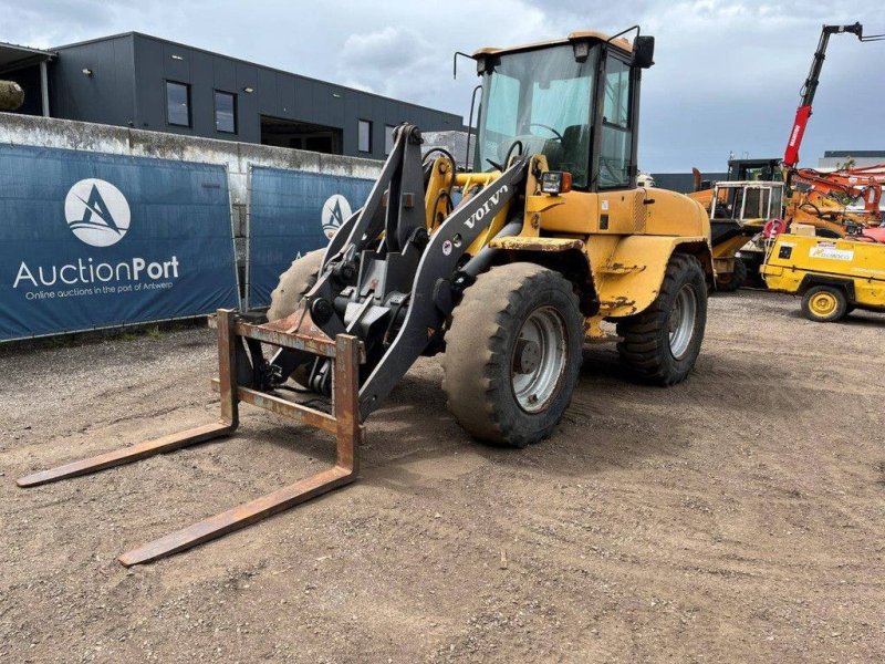 Radlader du type Volvo L40TP, Gebrauchtmaschine en Antwerpen (Photo 1)