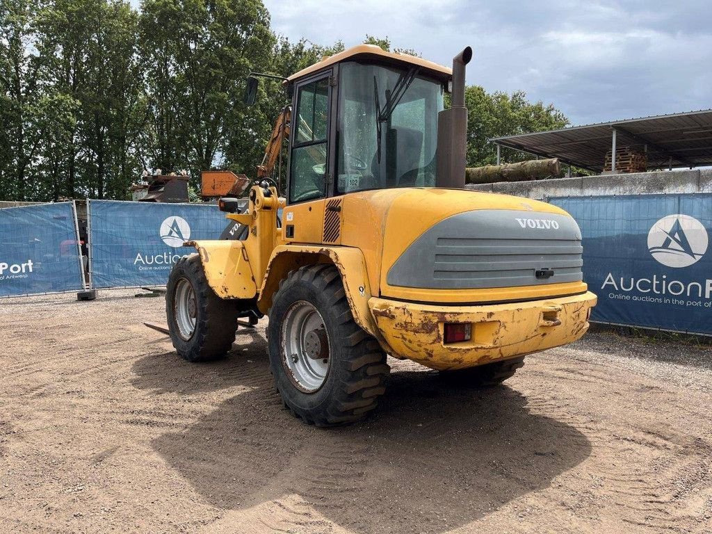 Radlader van het type Volvo L40TP, Gebrauchtmaschine in Antwerpen (Foto 3)