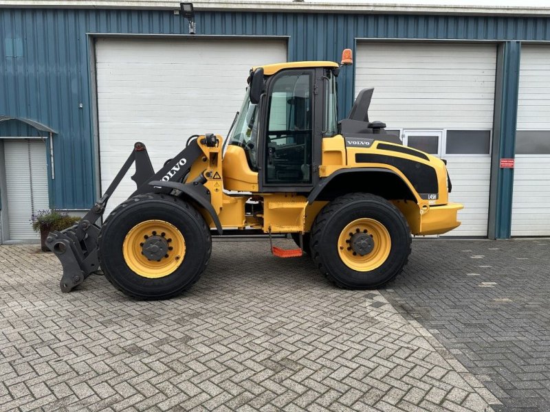 Radlader typu Volvo L45H, Gebrauchtmaschine v Oirschot