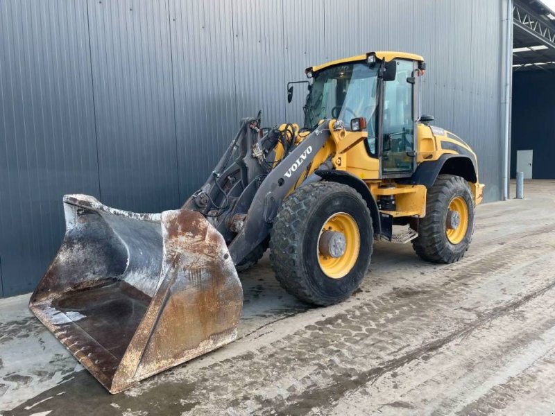 Radlader van het type Volvo L50F, Gebrauchtmaschine in Venlo (Foto 1)