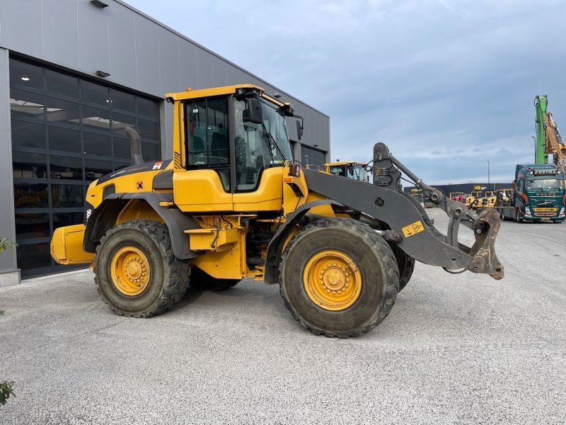 Radlader tip Volvo L70G, Gebrauchtmaschine in Holten