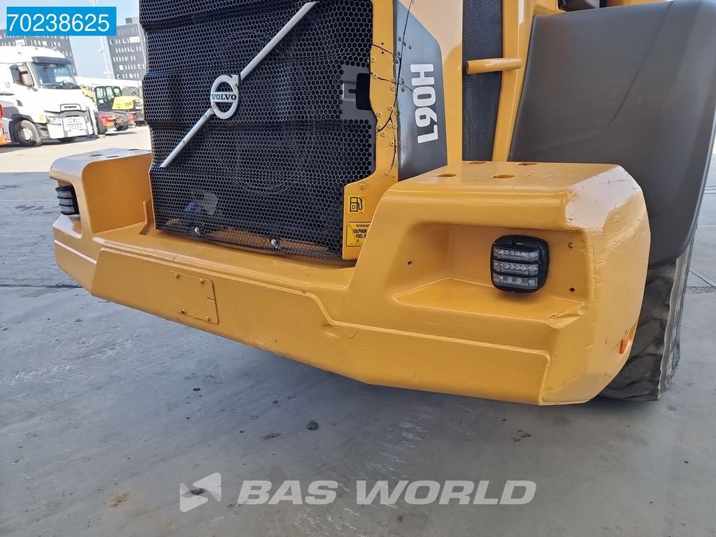 Radlader Türe ait Volvo L90 H QUICK COUPLER - DUTCH MACHINE, Gebrauchtmaschine içinde Veghel (resim 9)