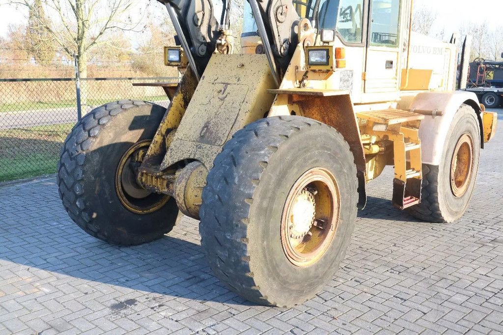 Radlader tip Volvo L90 QUICK COUPLER GOOD CONDITION, Gebrauchtmaschine in Marknesse (Poză 11)