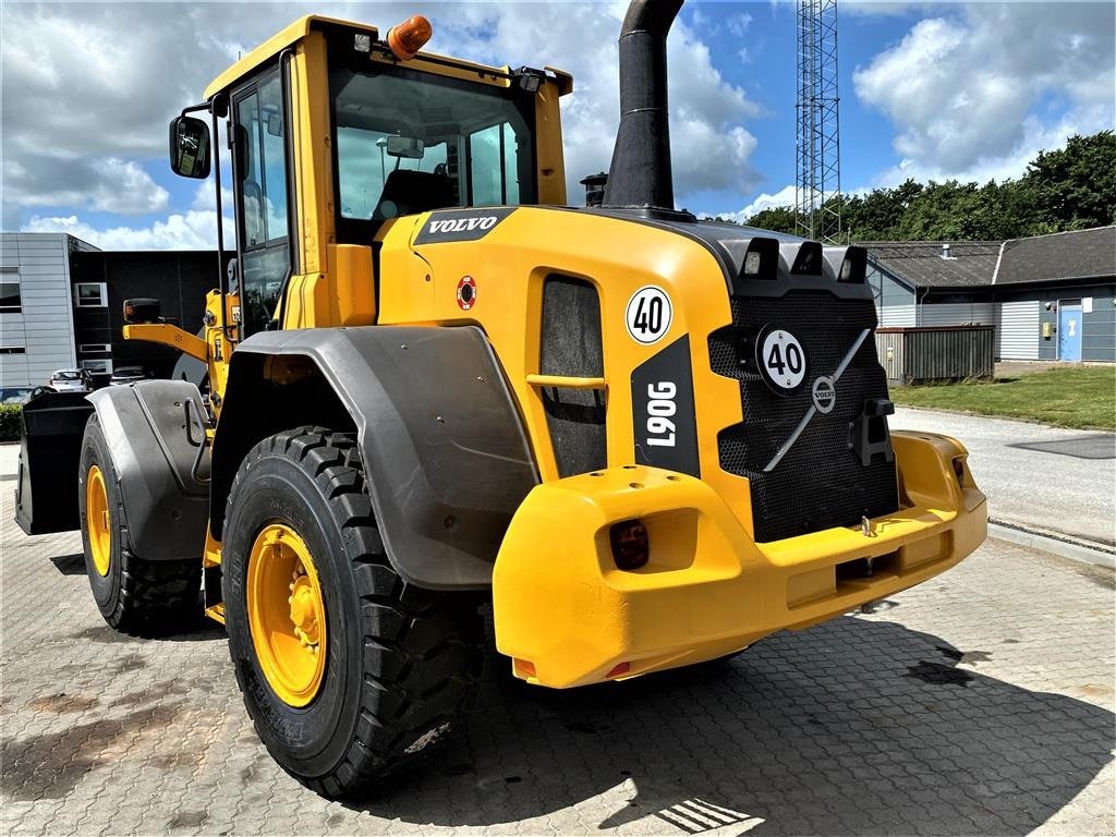 Radlader del tipo Volvo L90G - VÆGT - NYE DÆK -  KUN  8.700  timer, Gebrauchtmaschine en Ikast (Imagen 8)