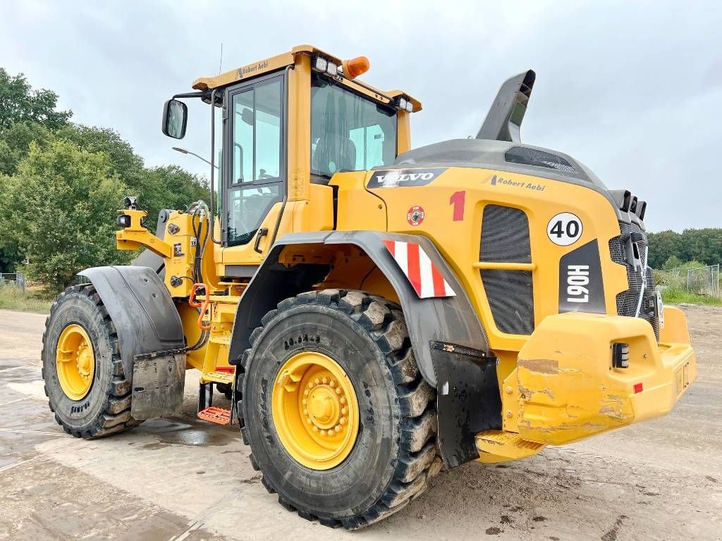 Radlader des Typs Volvo L90H - 3rd + 4th Function / Quick Coupler, Gebrauchtmaschine in Veldhoven (Bild 3)