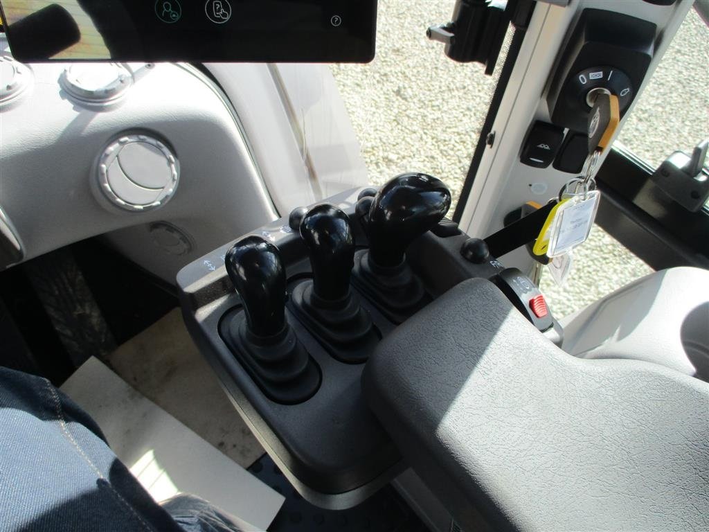 Radlader van het type Volvo L90H H2 AGRICULTURE Dansk-maskine, Co-Pilot, LANG-BOM & med 750mm Michelin MEGA X BIB hjul., Gebrauchtmaschine in Lintrup (Foto 7)