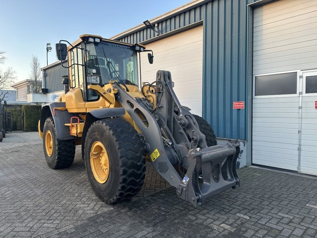 Radlader typu Volvo L90H, Gebrauchtmaschine v Oirschot (Obrázok 4)