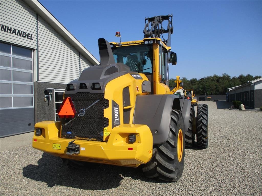 Radlader van het type Volvo Tvillingehjul  som passer til AGRI 750/65R26, Gebrauchtmaschine in Lintrup (Foto 6)