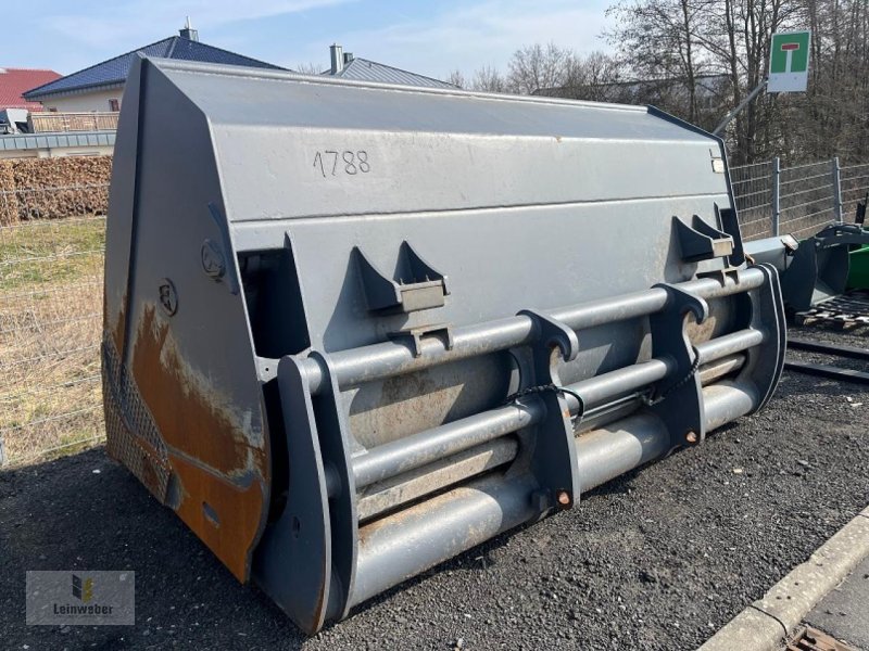 Radlader des Typs Volvo Volvo L 110 - 120, Gebrauchtmaschine in Neuhof - Dorfborn