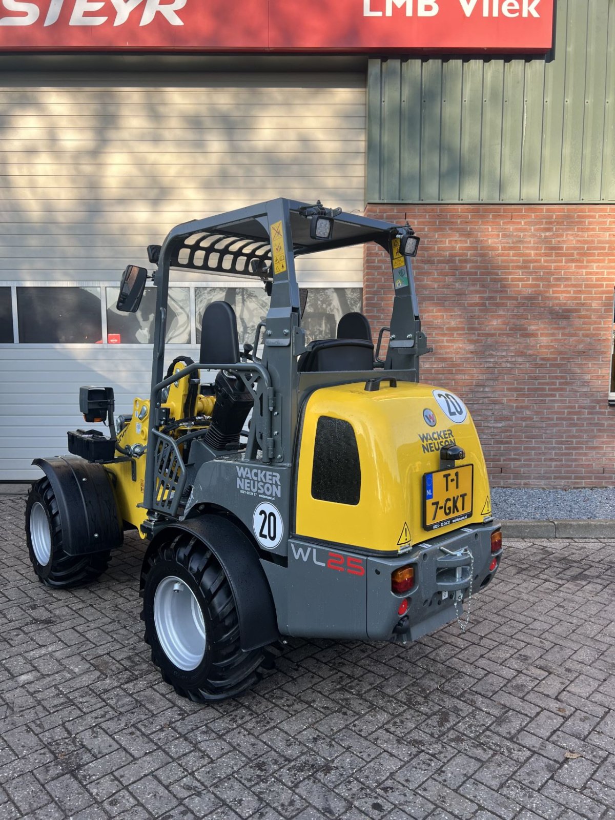 Radlader of the type Wacker Neuson WL25, Neumaschine in Putten (Picture 5)