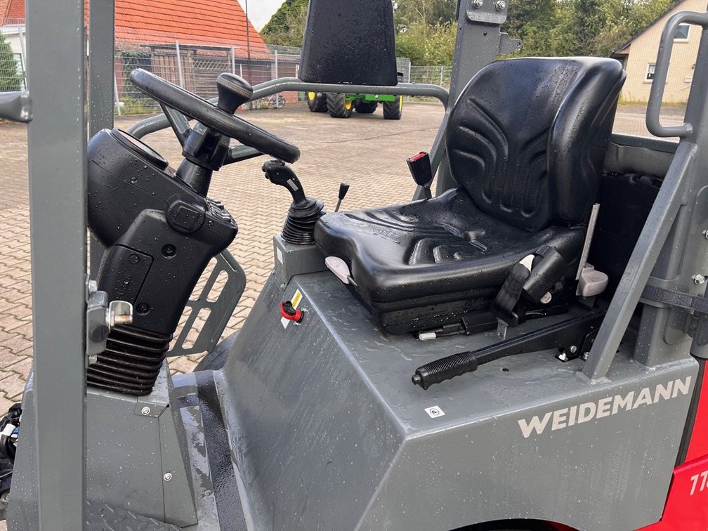 Radlader van het type Weidemann  1160  **neuwertiger Hoflader**, Gebrauchtmaschine in Bramsche (Foto 10)