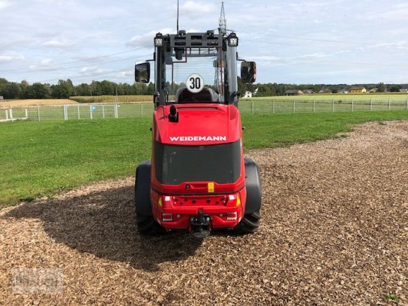 Radlader of the type Weidemann  1390 Hoftrac, Neumaschine in Burgkirchen (Picture 20)