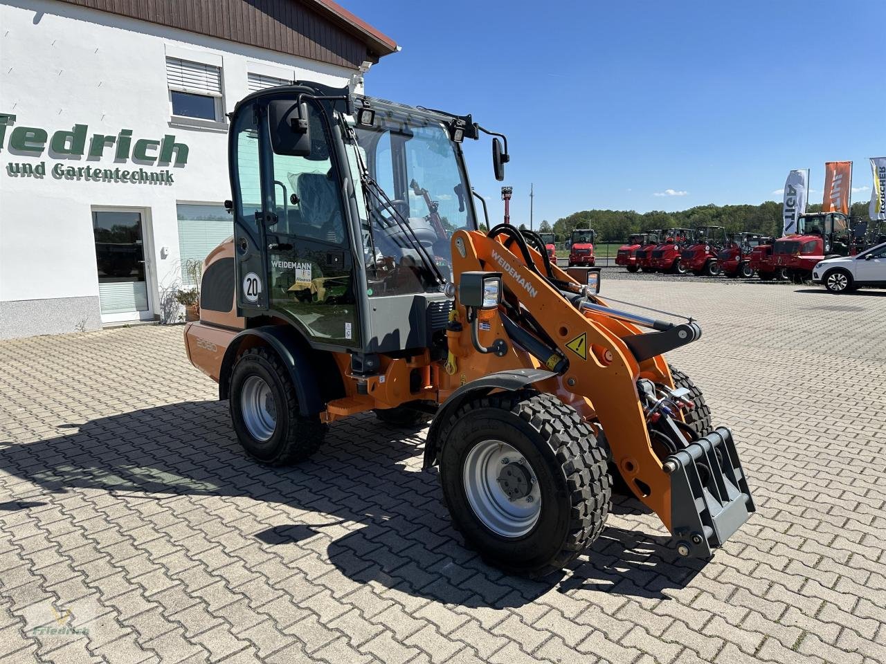 Radlader Türe ait Weidemann  2080  (orange), Neumaschine içinde Bad Lausick (resim 1)