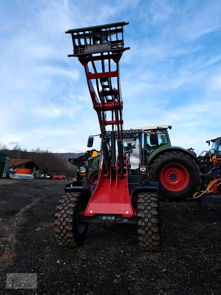 Radlader des Typs Weidemann  4080, Neumaschine in Bad Kötzting (Bild 3)