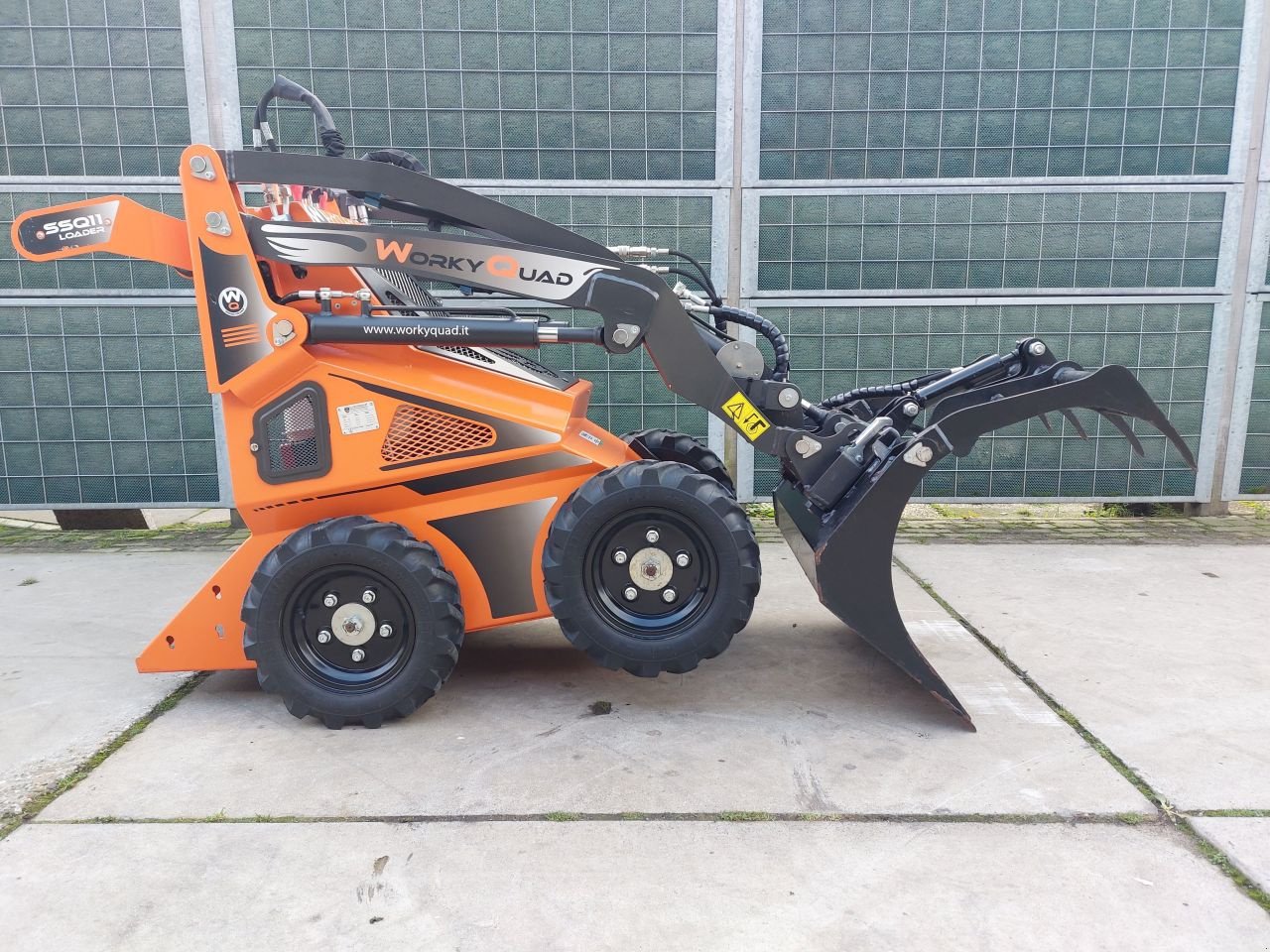 Radlader typu Worky Quad SSQ11 Loader, Gebrauchtmaschine v Ouderkerk aan den IJssel (Obrázok 7)