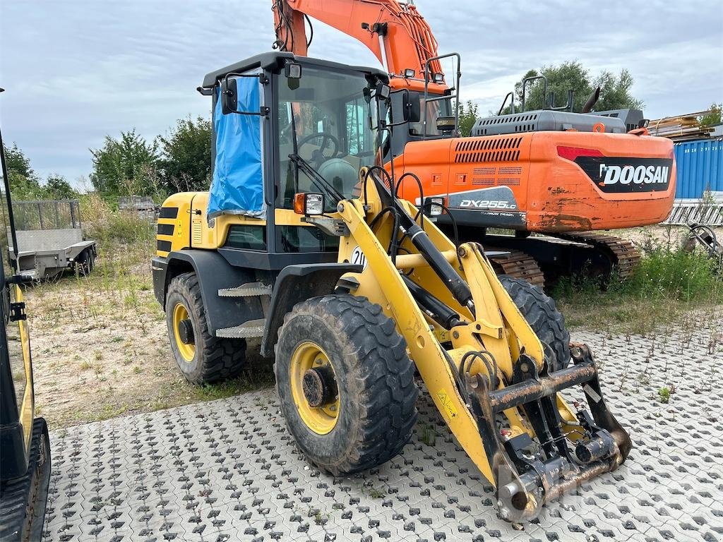 Radlader van het type Yanmar V 80, Gebrauchtmaschine in Düsseldorf (Foto 2)