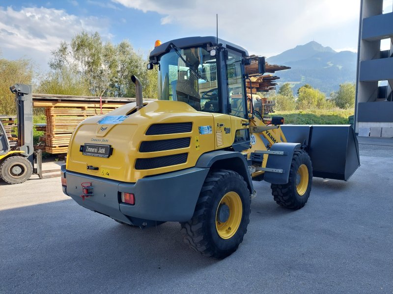 Radlader van het type Yanmar V120, Gebrauchtmaschine in St. Johann in tirol (Foto 1)