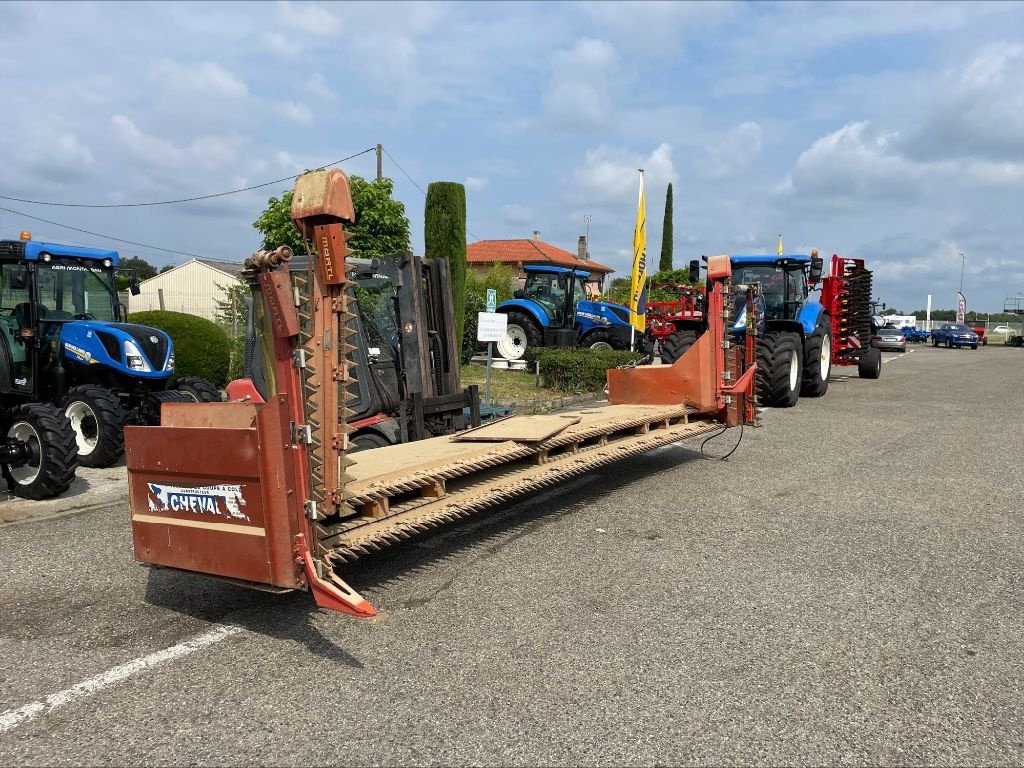 Rapsschneidwerk Türe ait Cheval Liberte 5.40M, Gebrauchtmaschine içinde Montauban (resim 1)