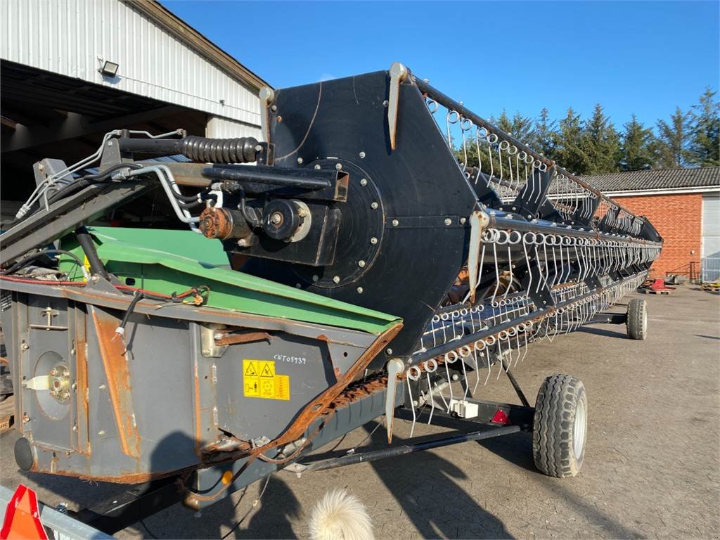 Rapsschneidwerk of the type Fendt 30 Powerflow, Gebrauchtmaschine in Hemmet (Picture 3)