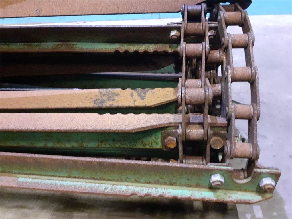 Rapsschneidwerk du type John Deere 2056, Gebrauchtmaschine en Hemmet (Photo 5)