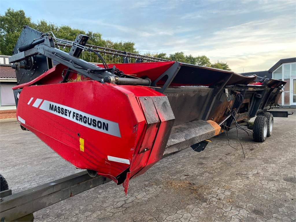 Rapsschneidwerk del tipo Massey Ferguson 30 Powerflow, Gebrauchtmaschine en Hemmet (Imagen 10)