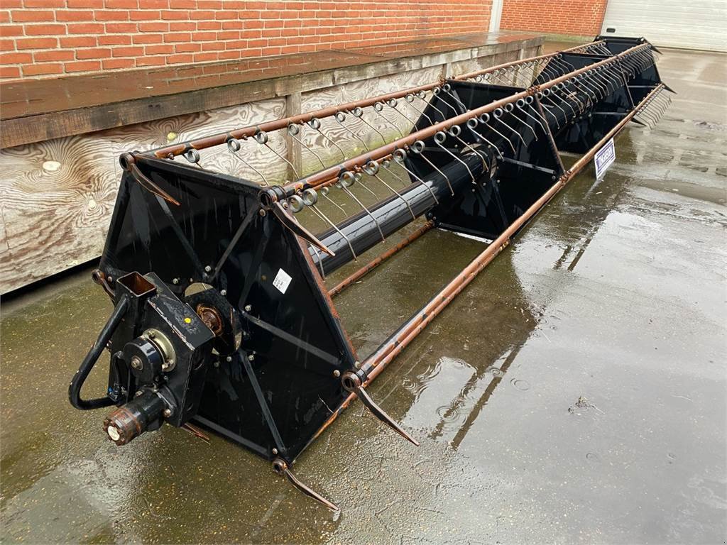 Rapsschneidwerk typu Massey Ferguson 7272, Gebrauchtmaschine v Hemmet (Obrázek 3)